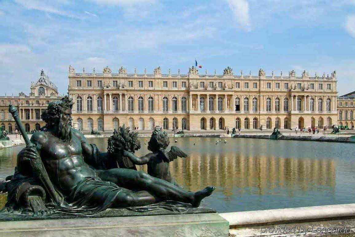 Ibis Versailles Chateau Exterior foto